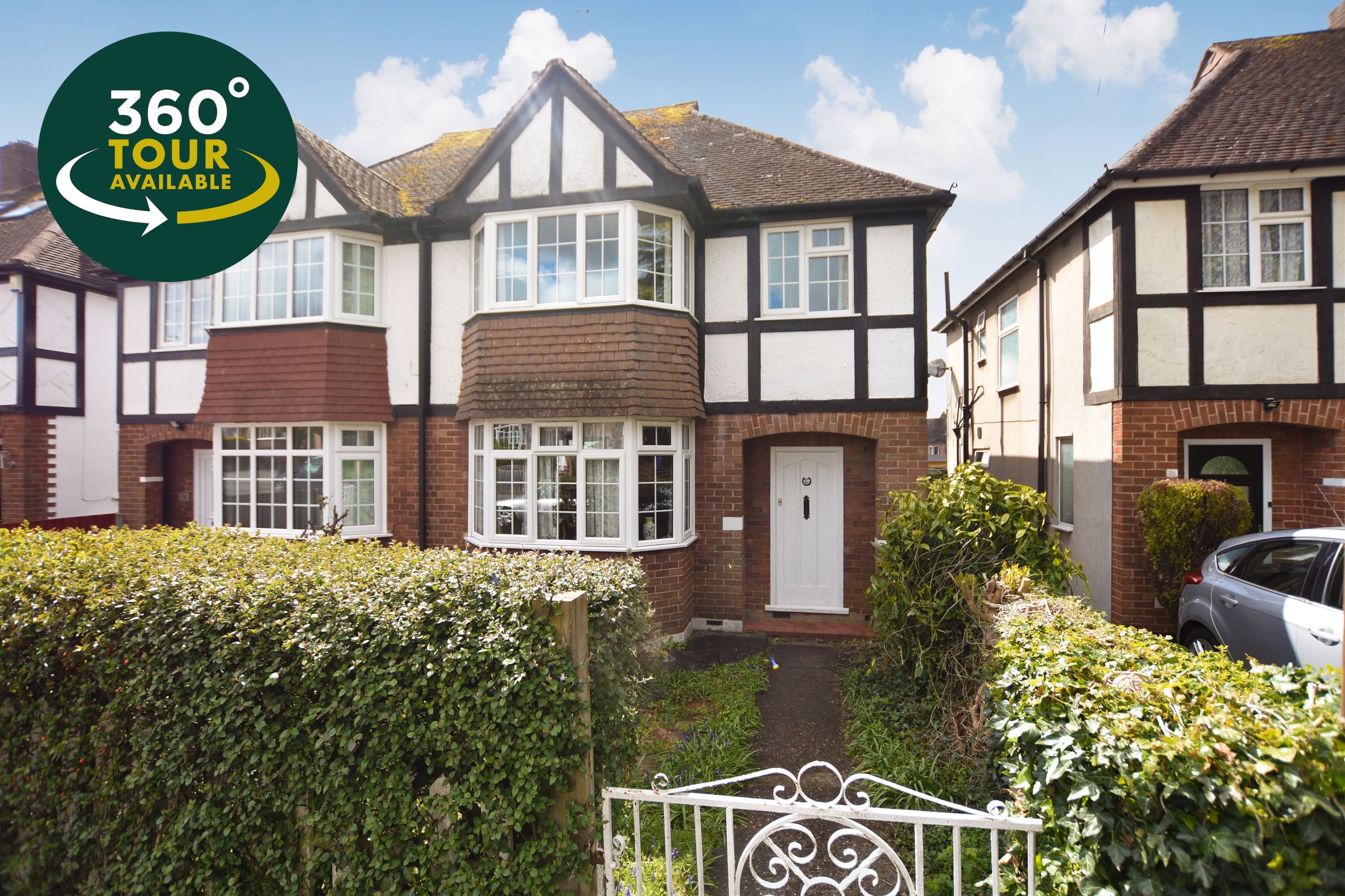 3 bed semidetached house for sale in Uplands Road, Oadby, Leicester