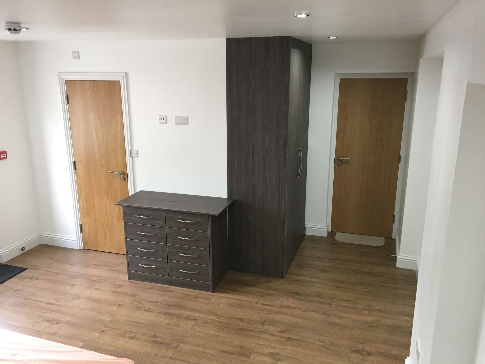 Room to rent in High Street, Harlington, Hayes UB3 Zoopla