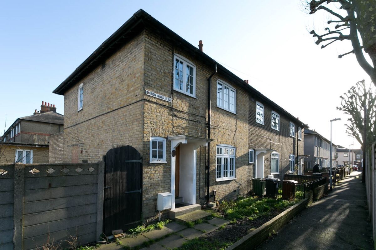 3 bed terraced house for sale in Epsom Road, Leyton, London E10 Zoopla