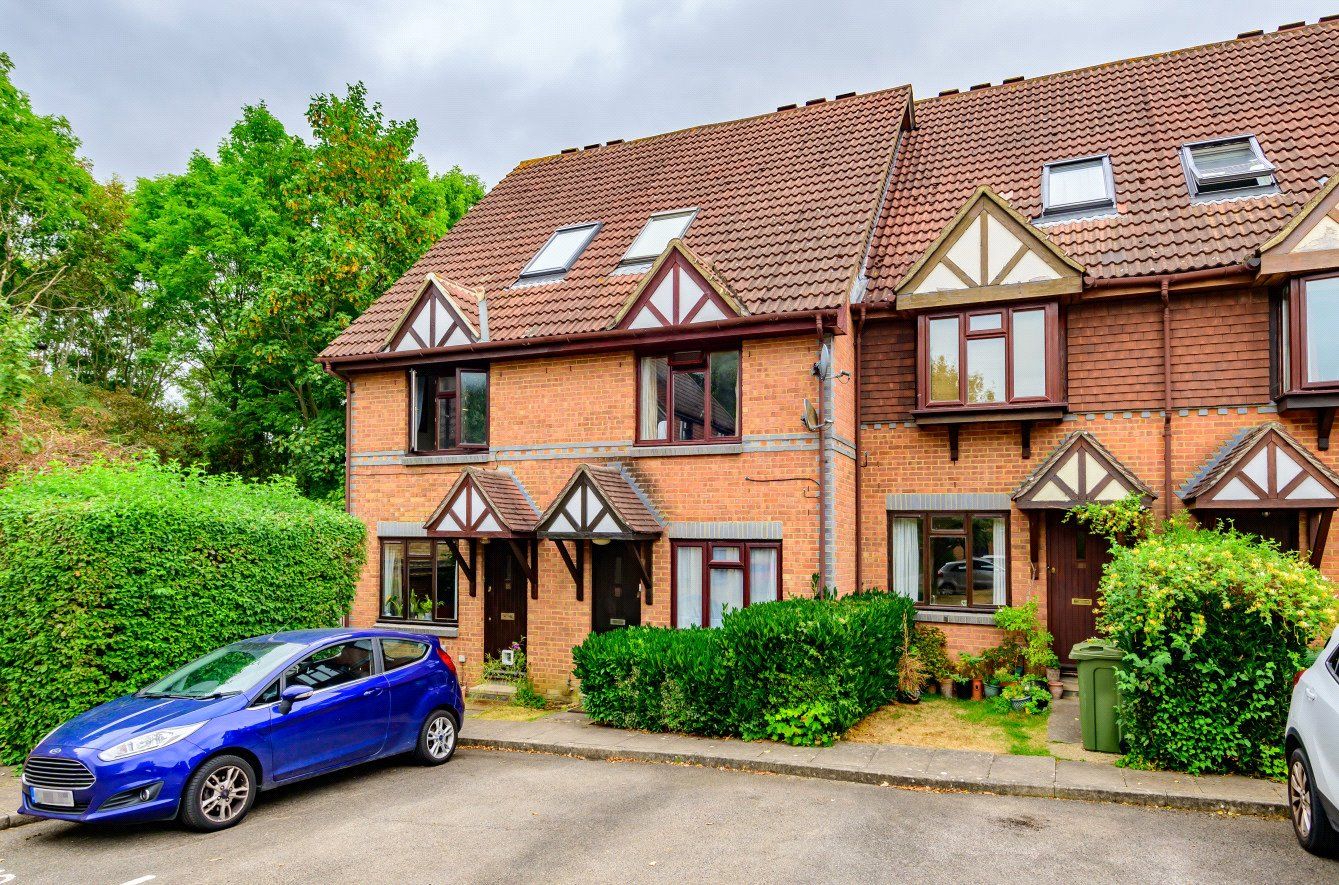 1 bed terraced house for sale in Burpham, Guildford, Surrey GU4 Zoopla