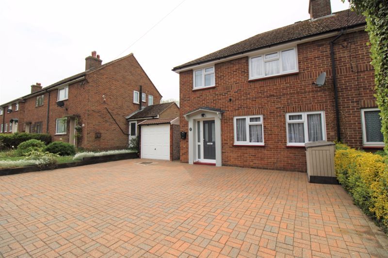 3 bed semidetached house for sale in Tylers Green Road, Crockenhill