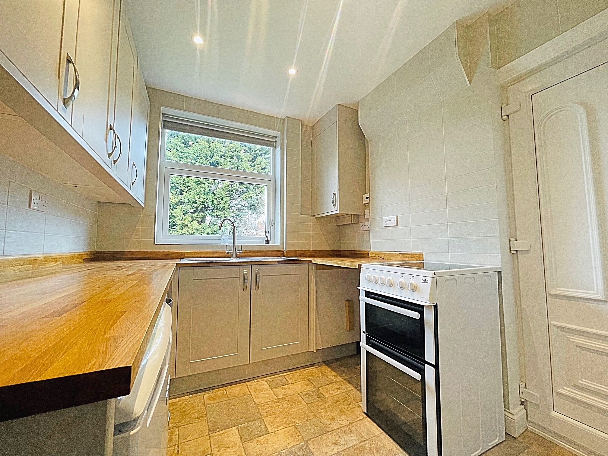 4 bed property to rent in Leopold Avenue, Handsworth Wood, Birmingham