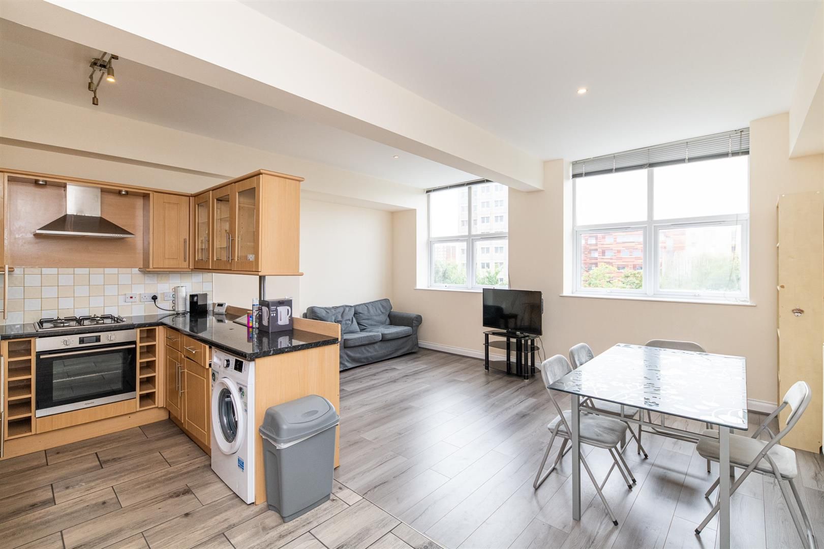 4 bed flat to rent in Osborne Terrace, Jesmond, Newcastle Upon Tyne NE2 Zoopla