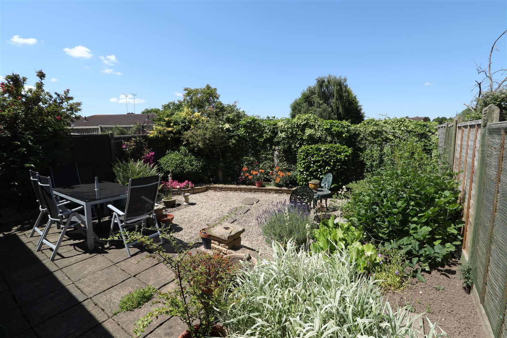 2 bed detached bungalow for sale in Beacon Road, RollestonOnDove