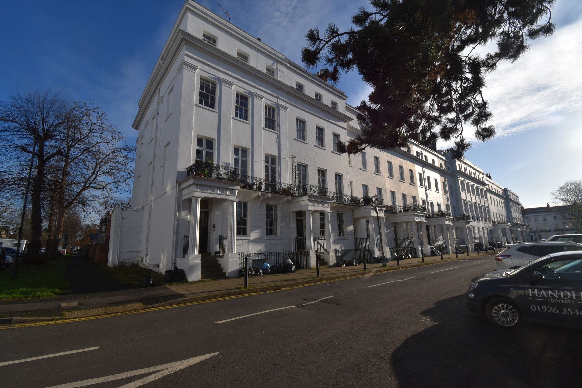 2 bed terraced house to rent in 32 Clarendon Square, Leamington Spa