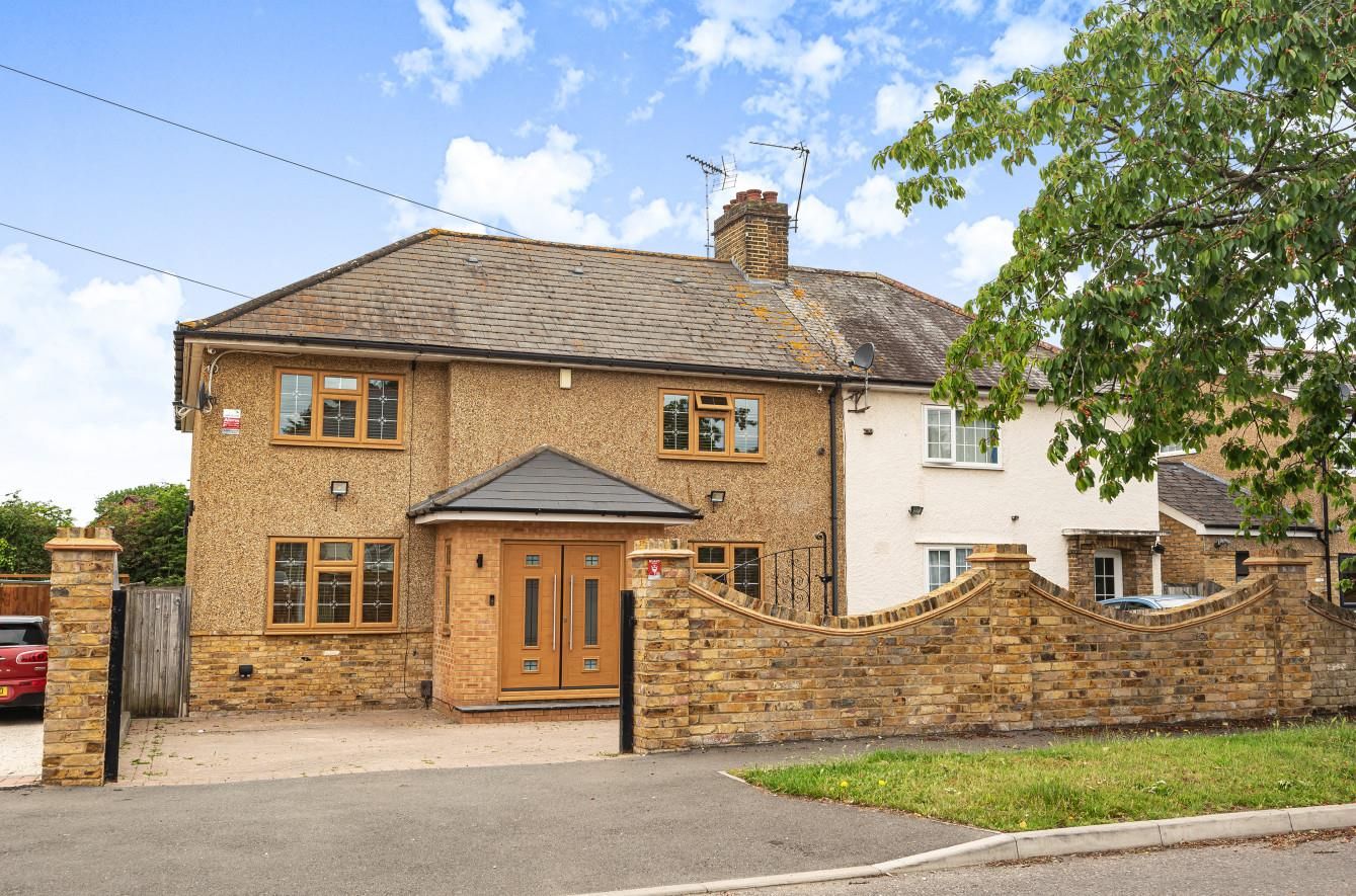 4 bed semidetached house for sale in Truesdale Drive, Harefield