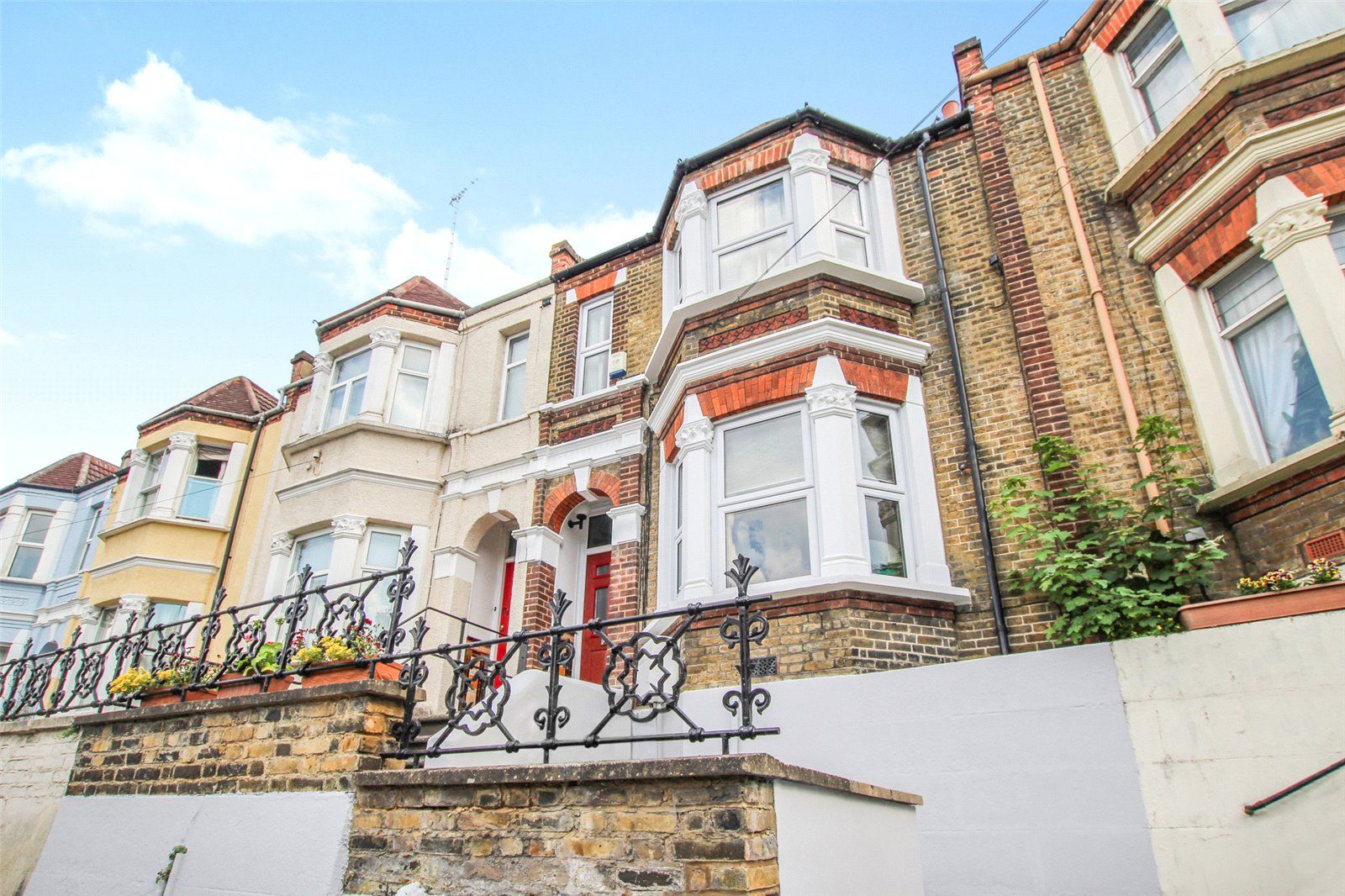 Ennis Road, Plumstead Common, London SE18