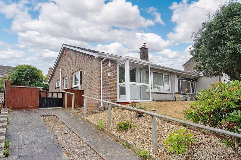 2 bed semidetached bungalow for sale in Mewstone Avenue, Wembury