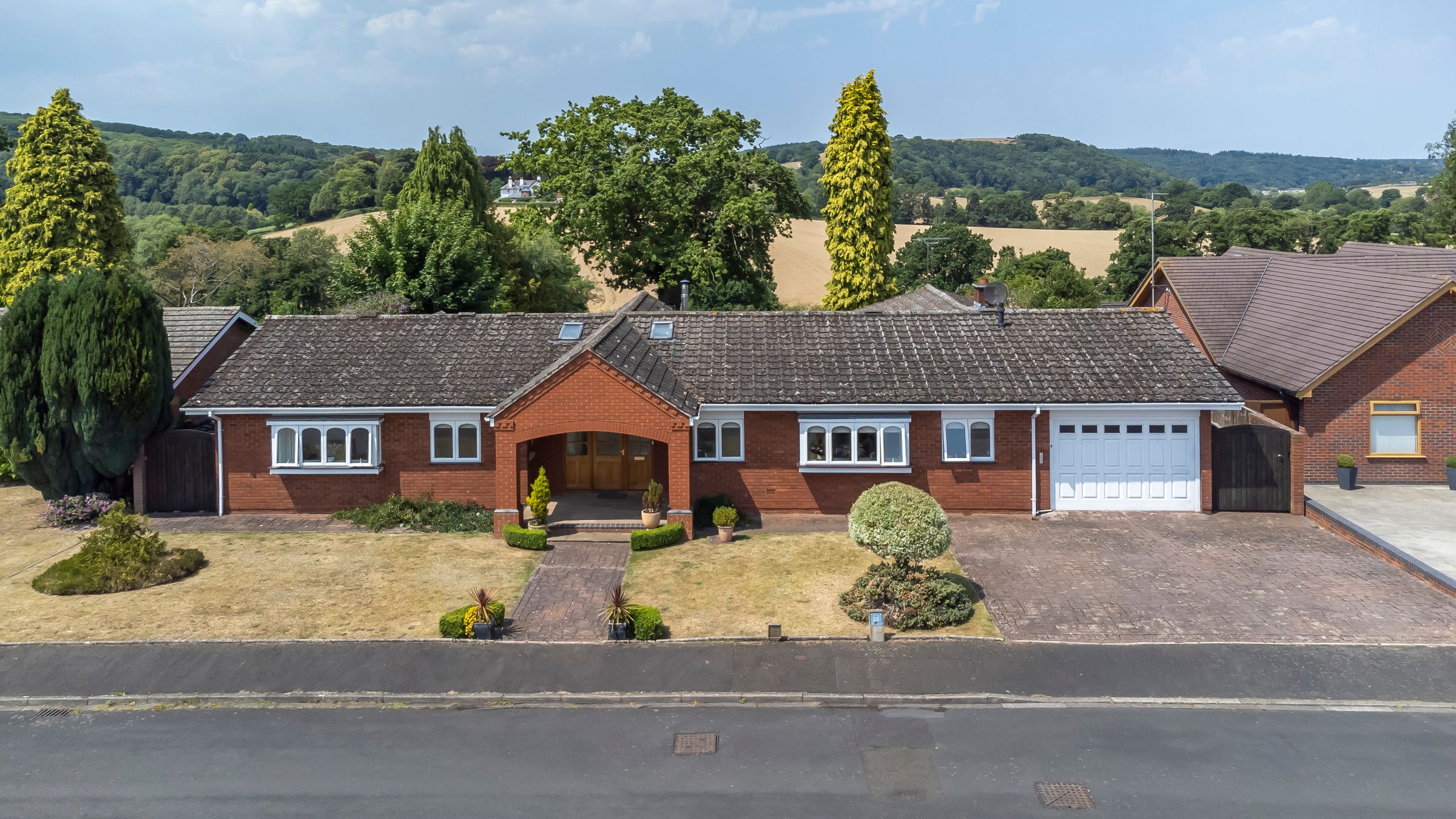 3 bed detached bungalow for sale in Areley Court, StourportOnSevern
