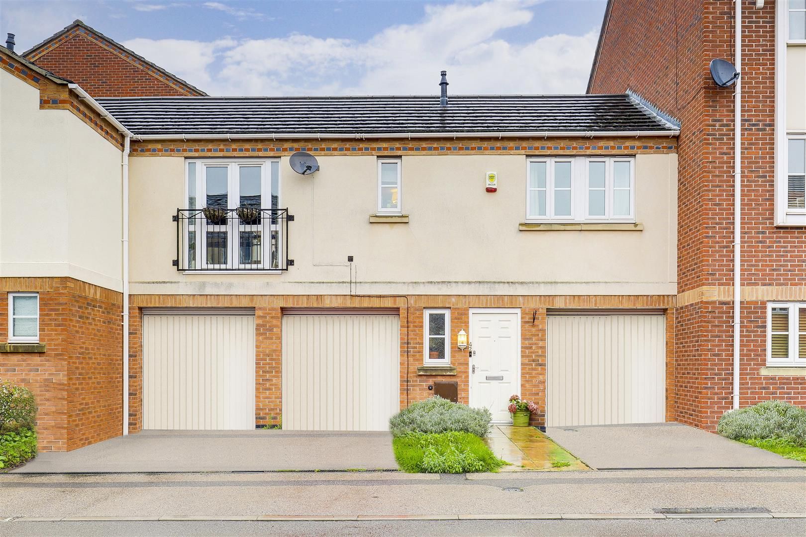 2 bed detached house for sale in Kelham Drive, Sherwood