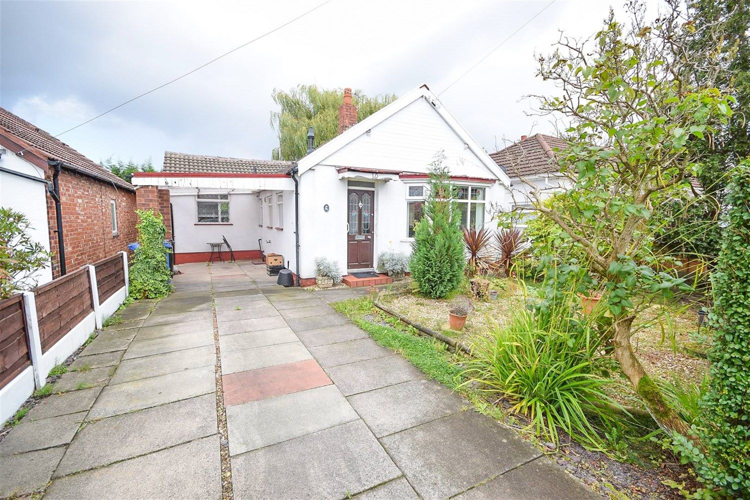 2 bed detached bungalow for sale in Marland Avenue, Cheadle Hulme