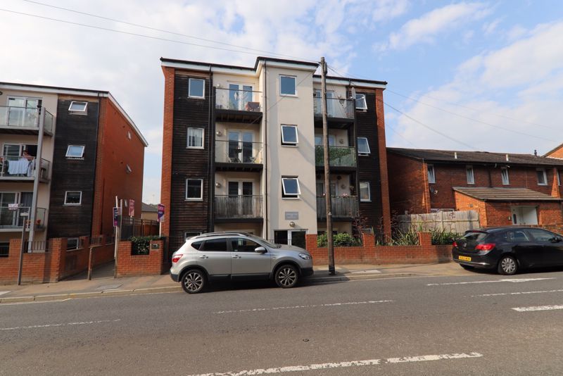 2 bed flat for sale in Whippendell Road, Watford WD18 Zoopla