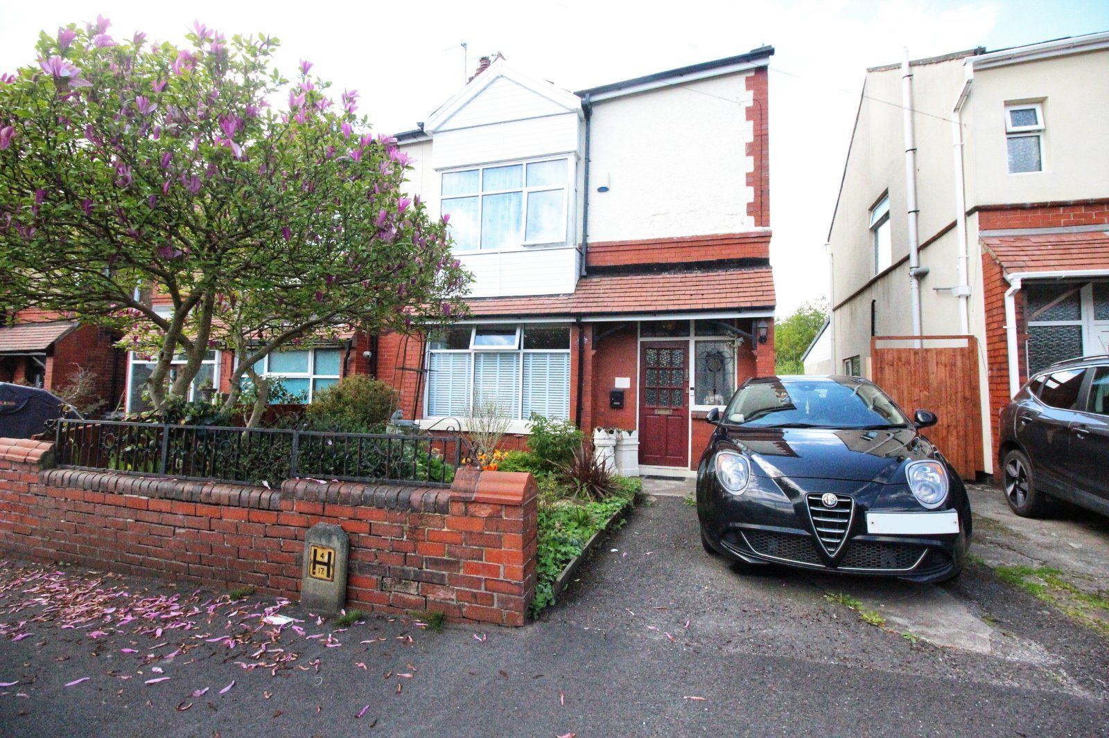 3 bed semidetached house for sale in Higher Croft Road, Lower Darwen