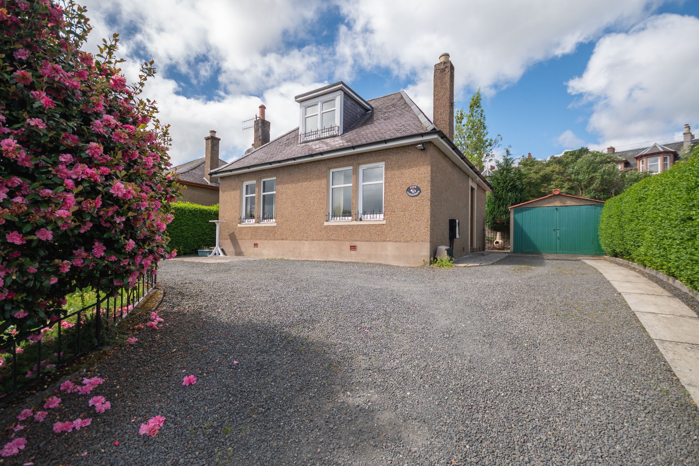 2 bed detached house for sale in Dollerie Crescent, Crieff PH7 Zoopla