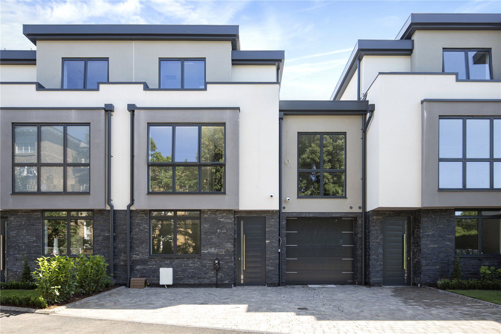 New home, 4 bed terraced house for sale in Park View, Parkside