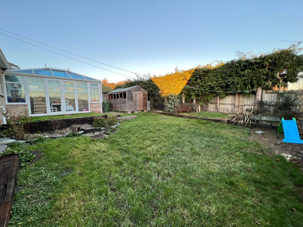 3 bed detached bungalow for sale in Green Hills Close, Costessey