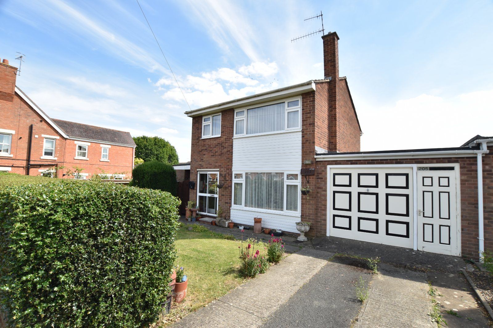 3 bed semidetached house for sale in Pershore Road, Evesham