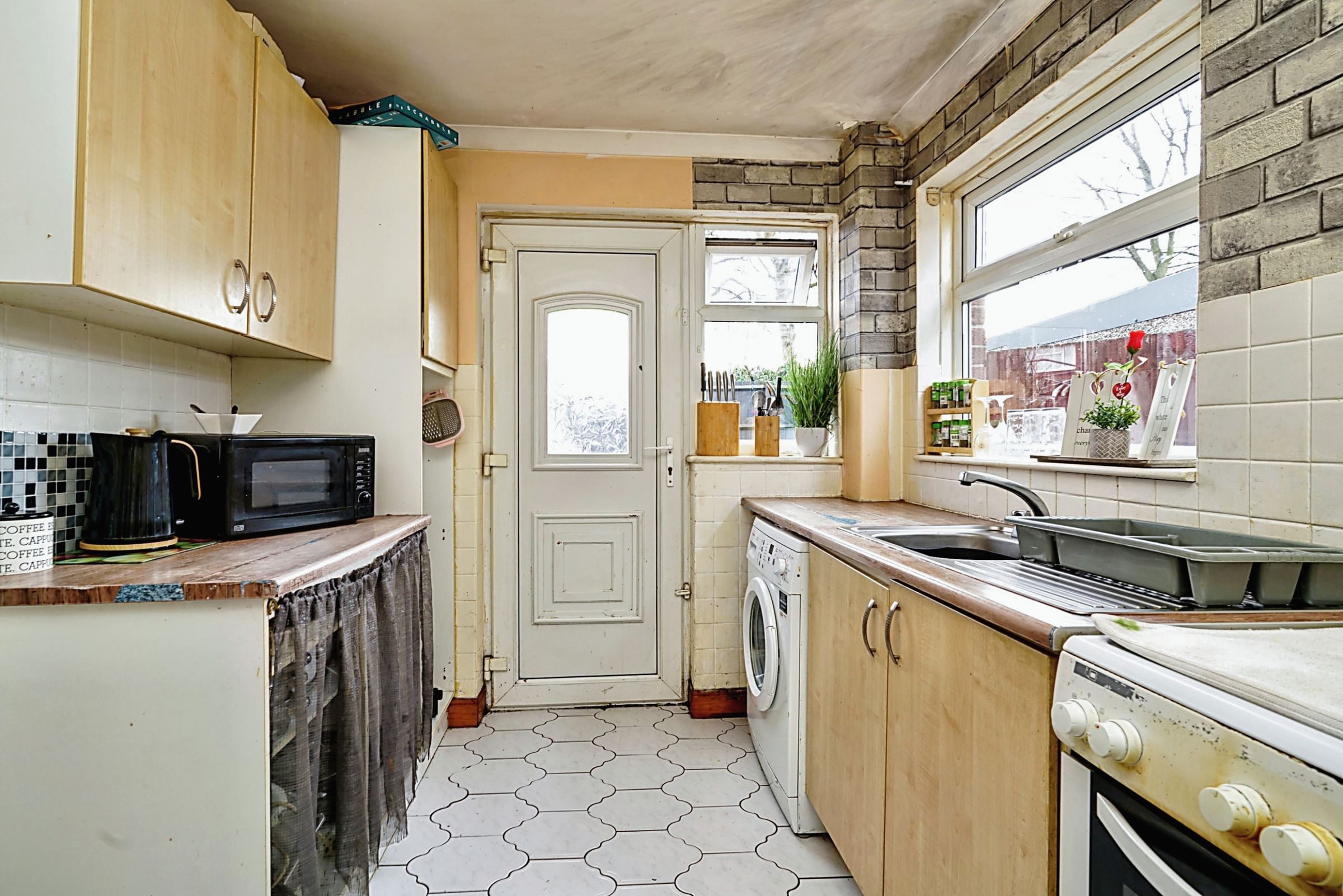 3 bed semidetached house for sale in Grange Fields Way, Leeds LS10