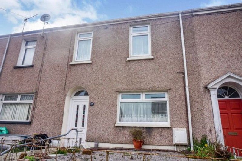2 bed terraced house to rent in Penydre, Neath, Neath Port Talbot. SA11