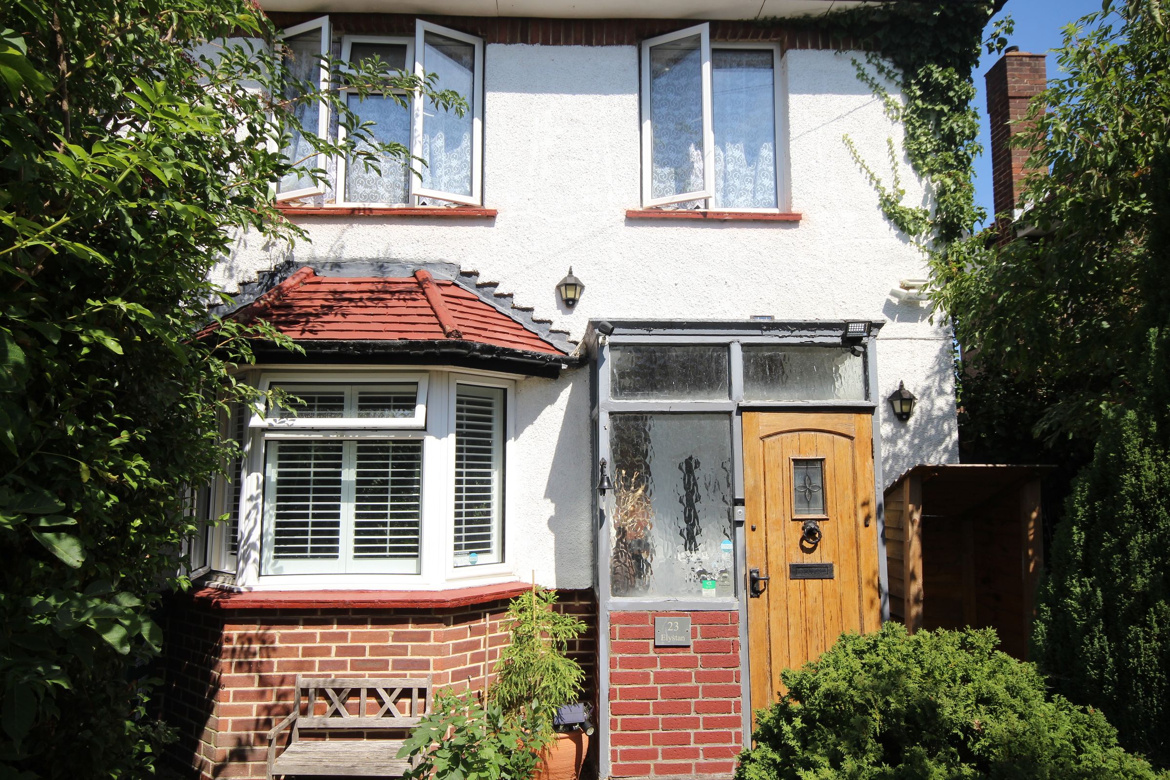 3 bed semidetached house for sale in Arnold Road, Staines TW18 Zoopla