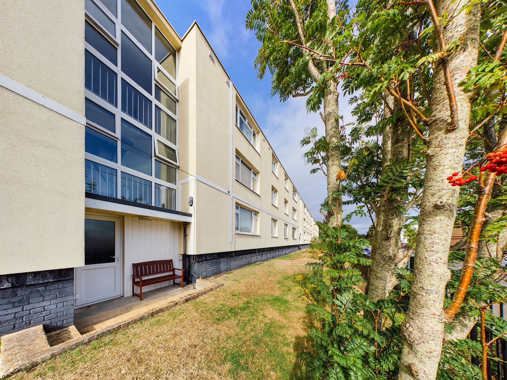 2 bed flat for sale in St Nazaire Close, Devonport, Plymouth PL1 Zoopla