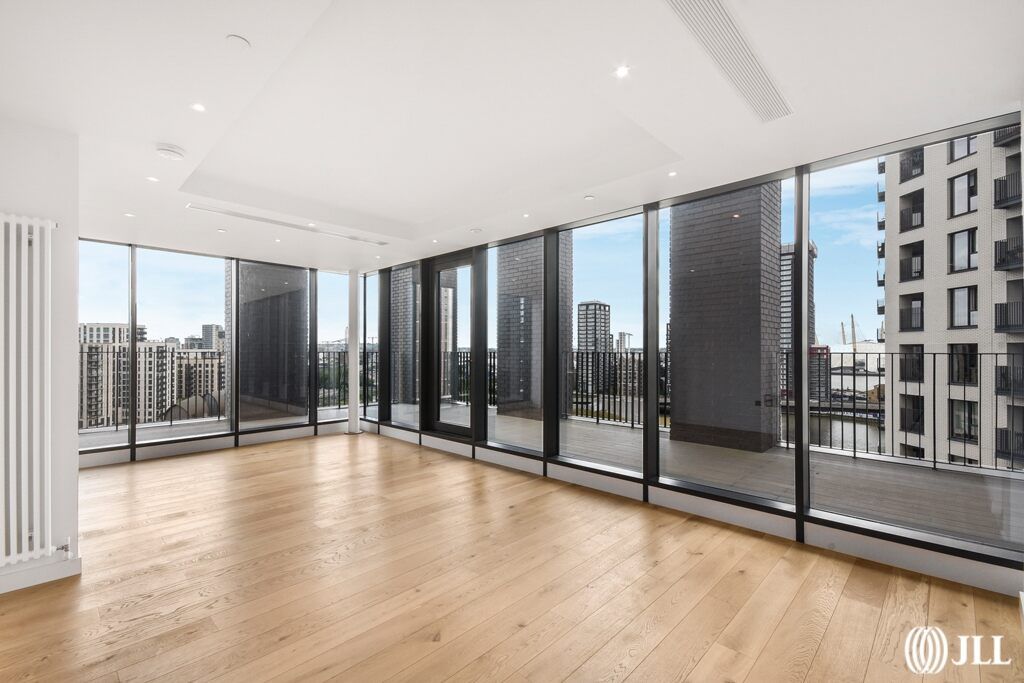 4 bed flat for sale in City Island Way, London E14 Zoopla