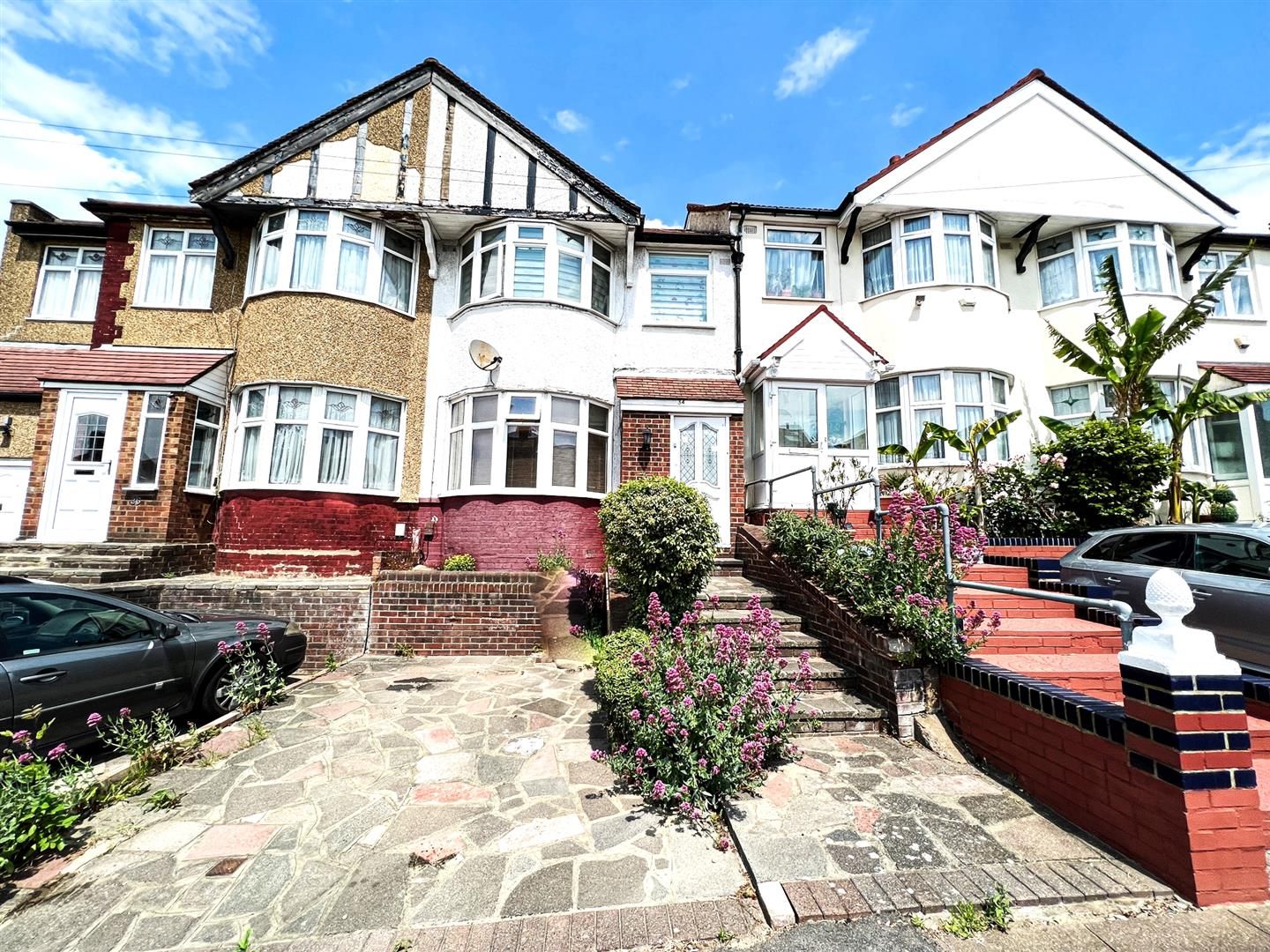 3 bed end terrace house for sale in Cottesmore Avenue, Clayhall, Ilford