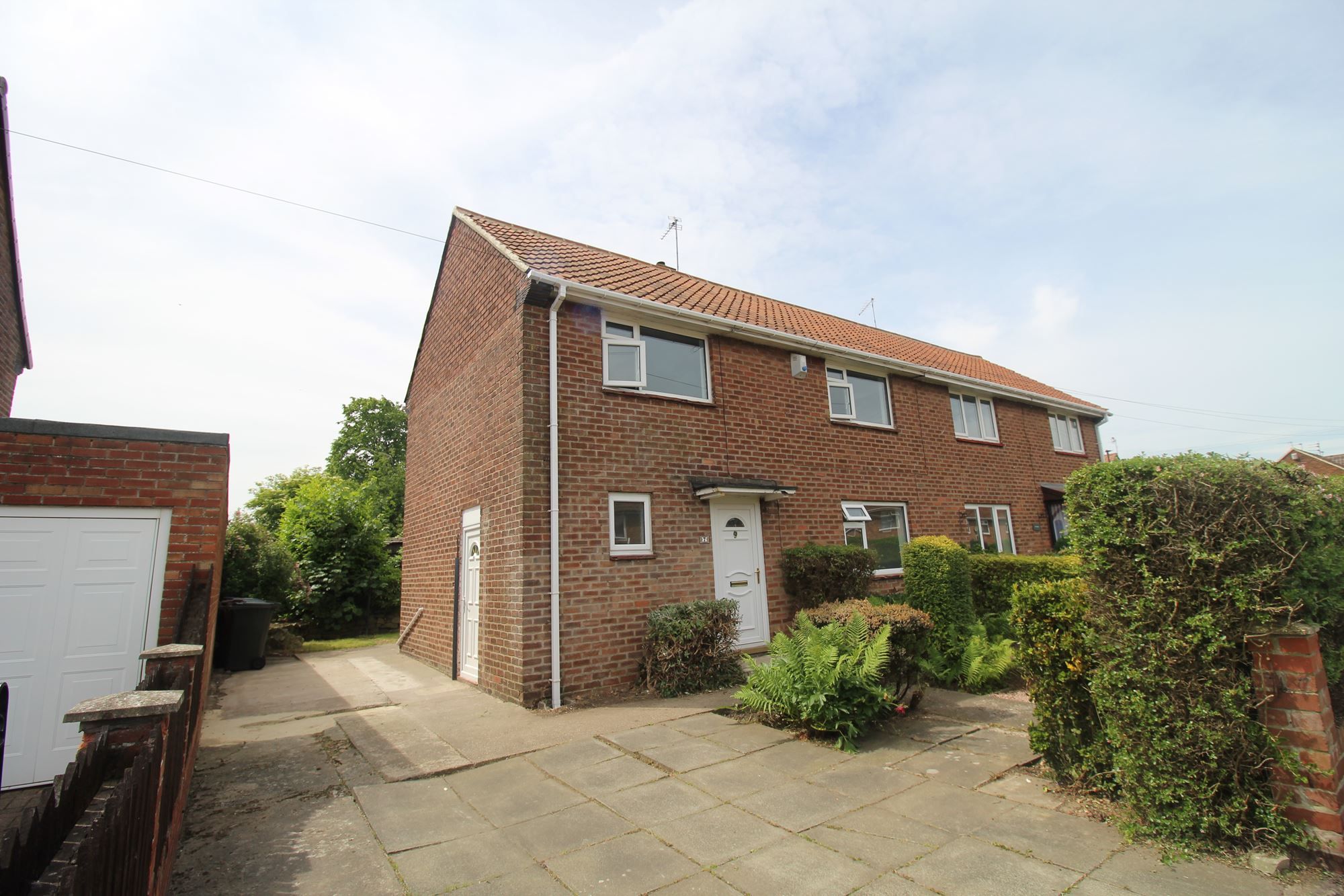 3 bed semidetached house for sale in Shrigley Gardens, Kenton