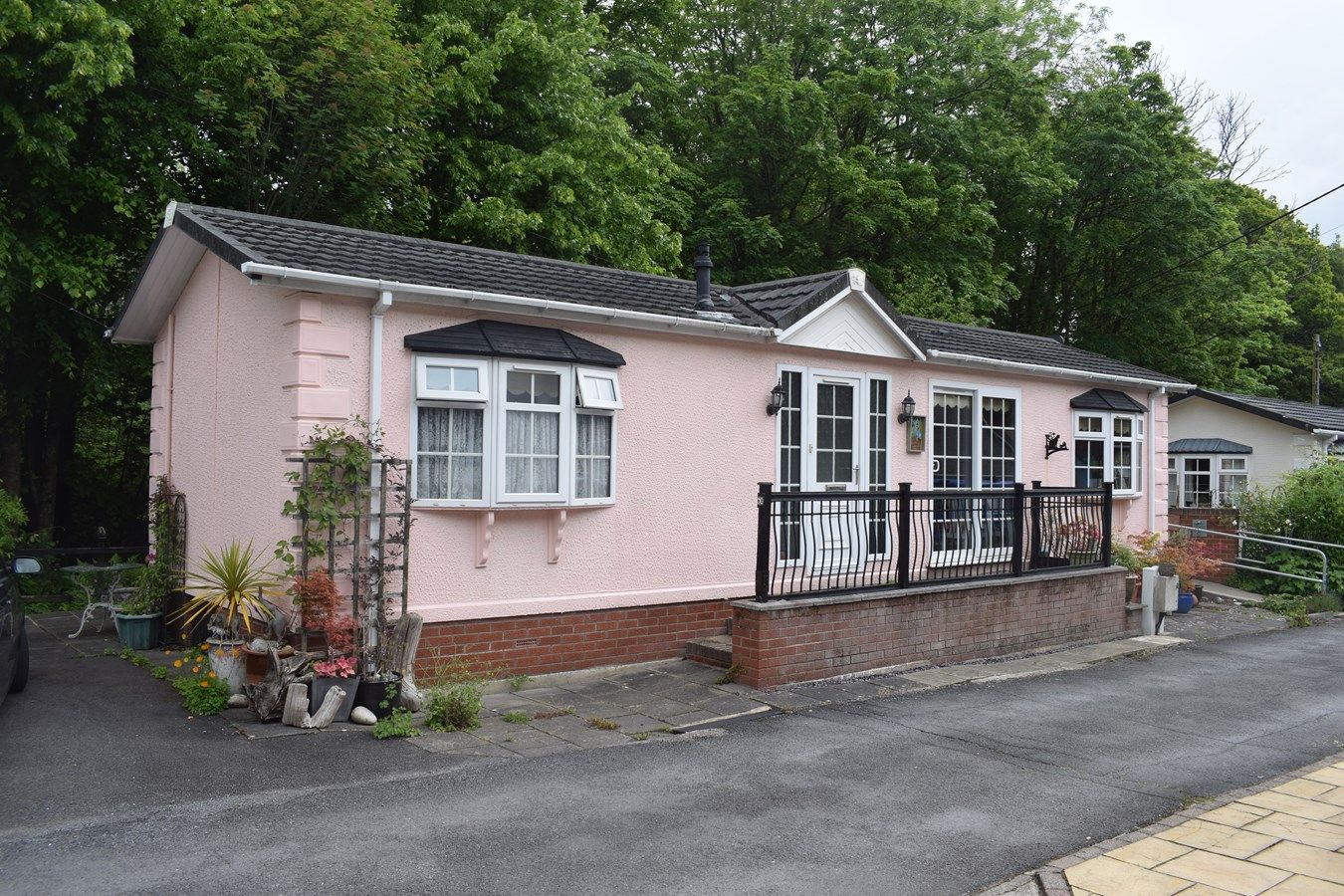 2 bed mobile/park home for sale in Mill Gardens, Blackpill, Swansea SA3