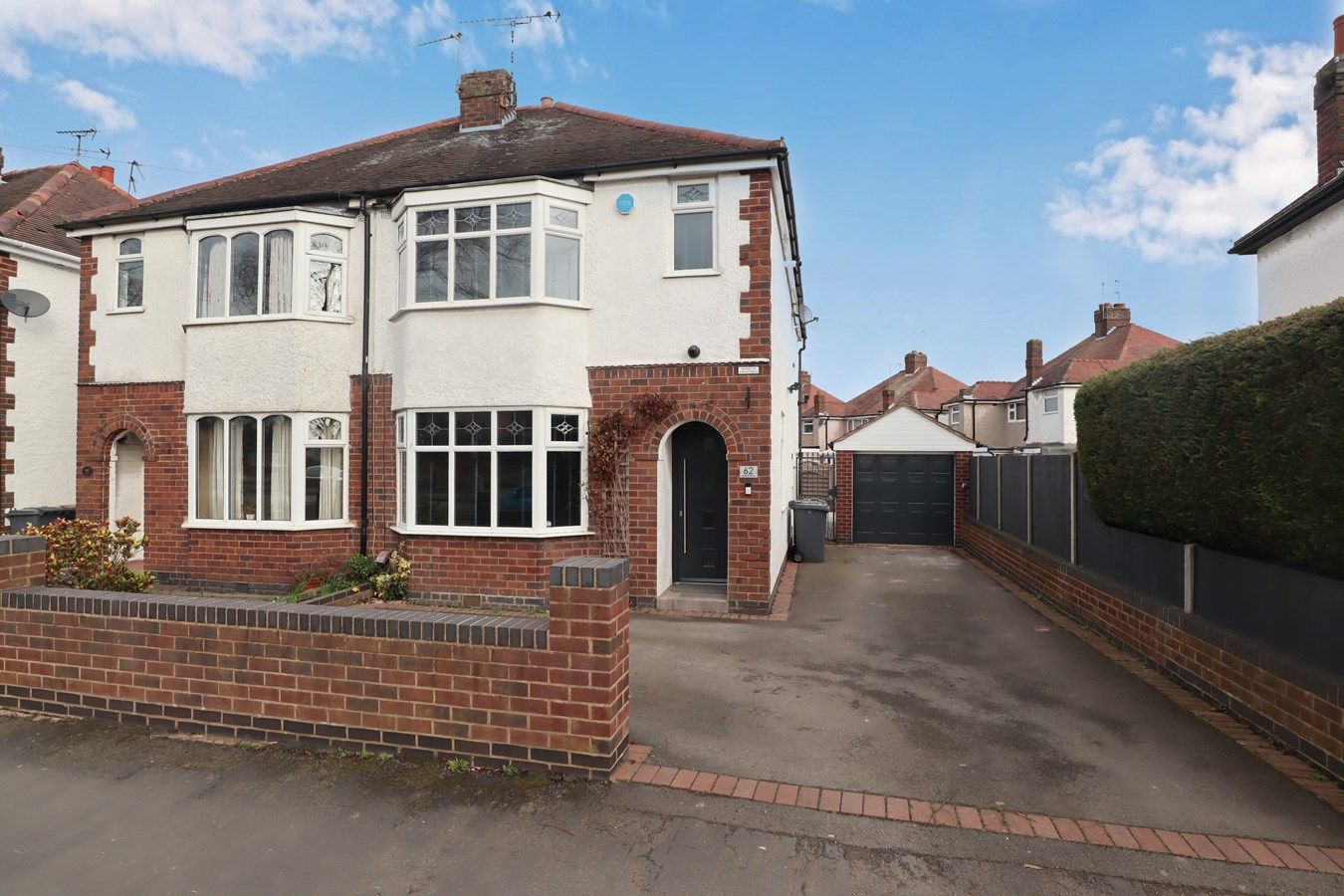 3 bed semidetached house for sale in Highfield Road, Attleborough