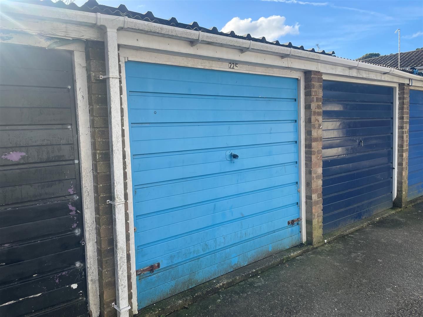 Parking/garage for sale in Timberleys, Littlehampton BN17 Zoopla