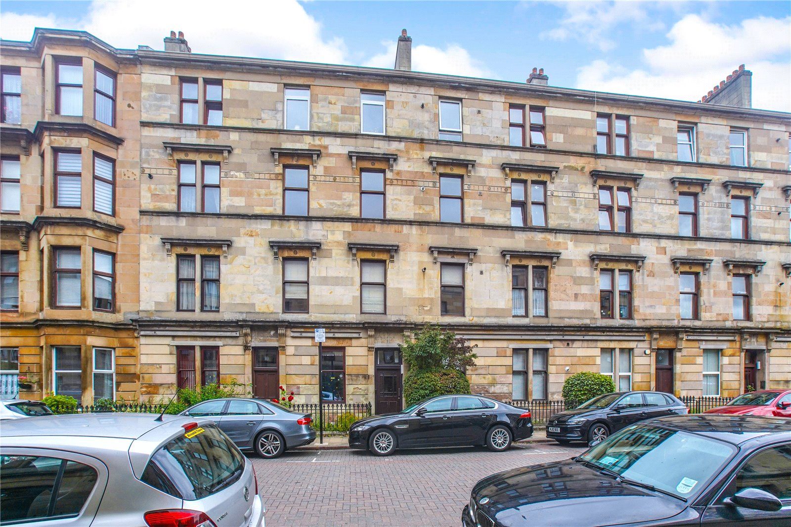 3/2, White Street, Glasgow G11  