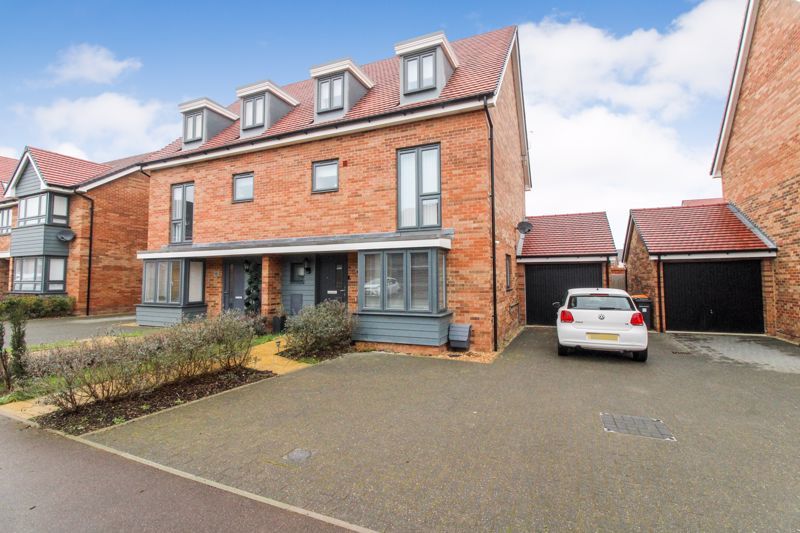 4 bed semidetached house for sale in Burgoyne Avenue, Wootton MK43