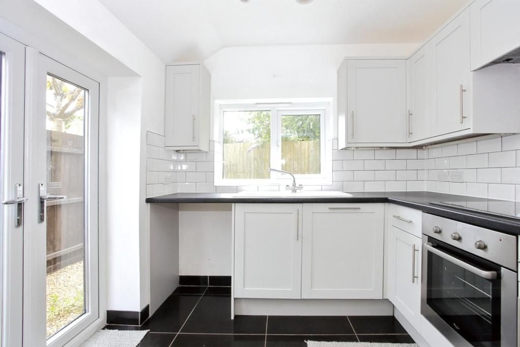 2 bed property to rent in St. Pegas Road, Peakirk, Peterborough PE6