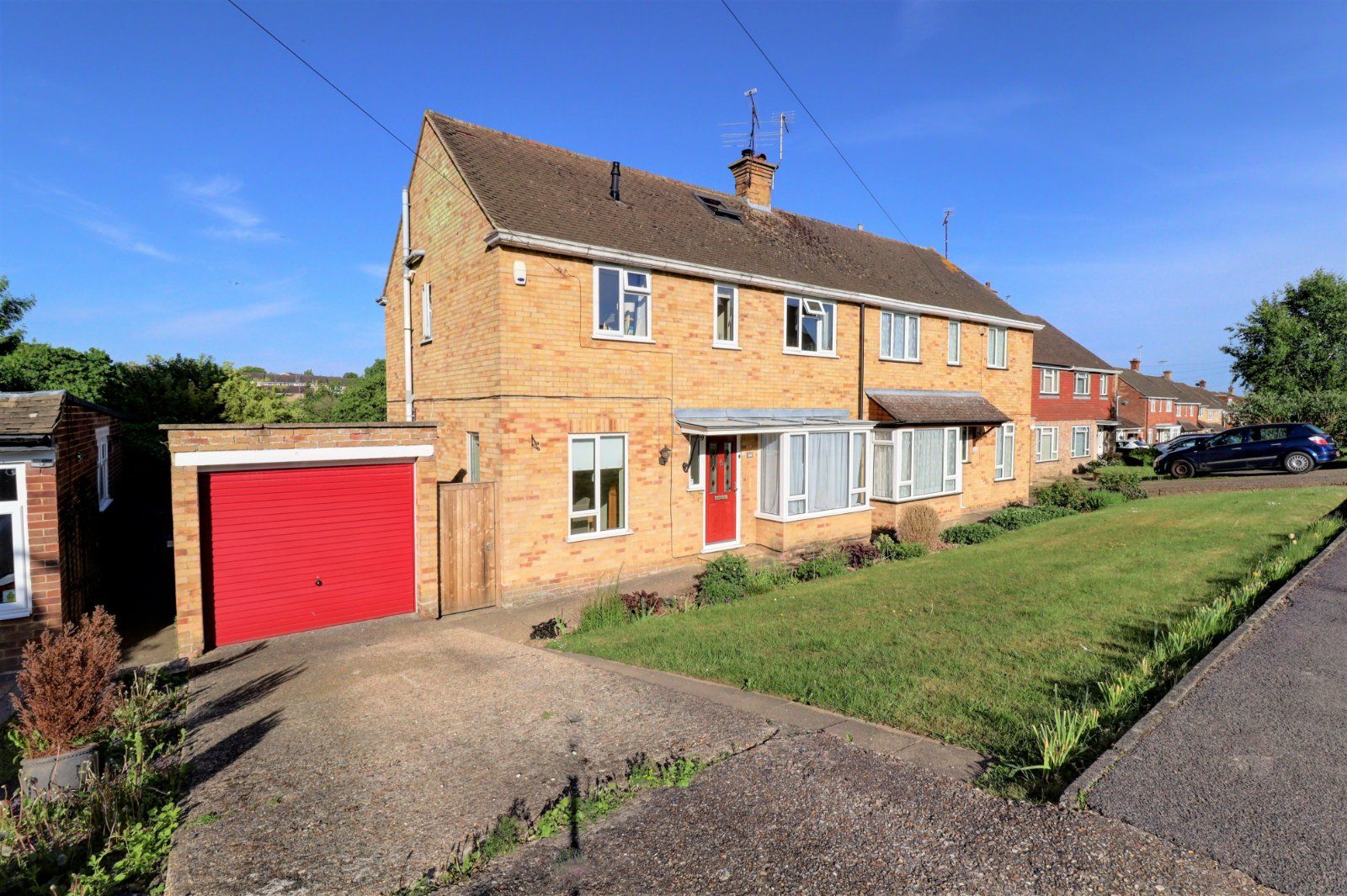 4 bed semidetached house for sale in Roberts Ride, Hazlemere, High Buckinghamshire
