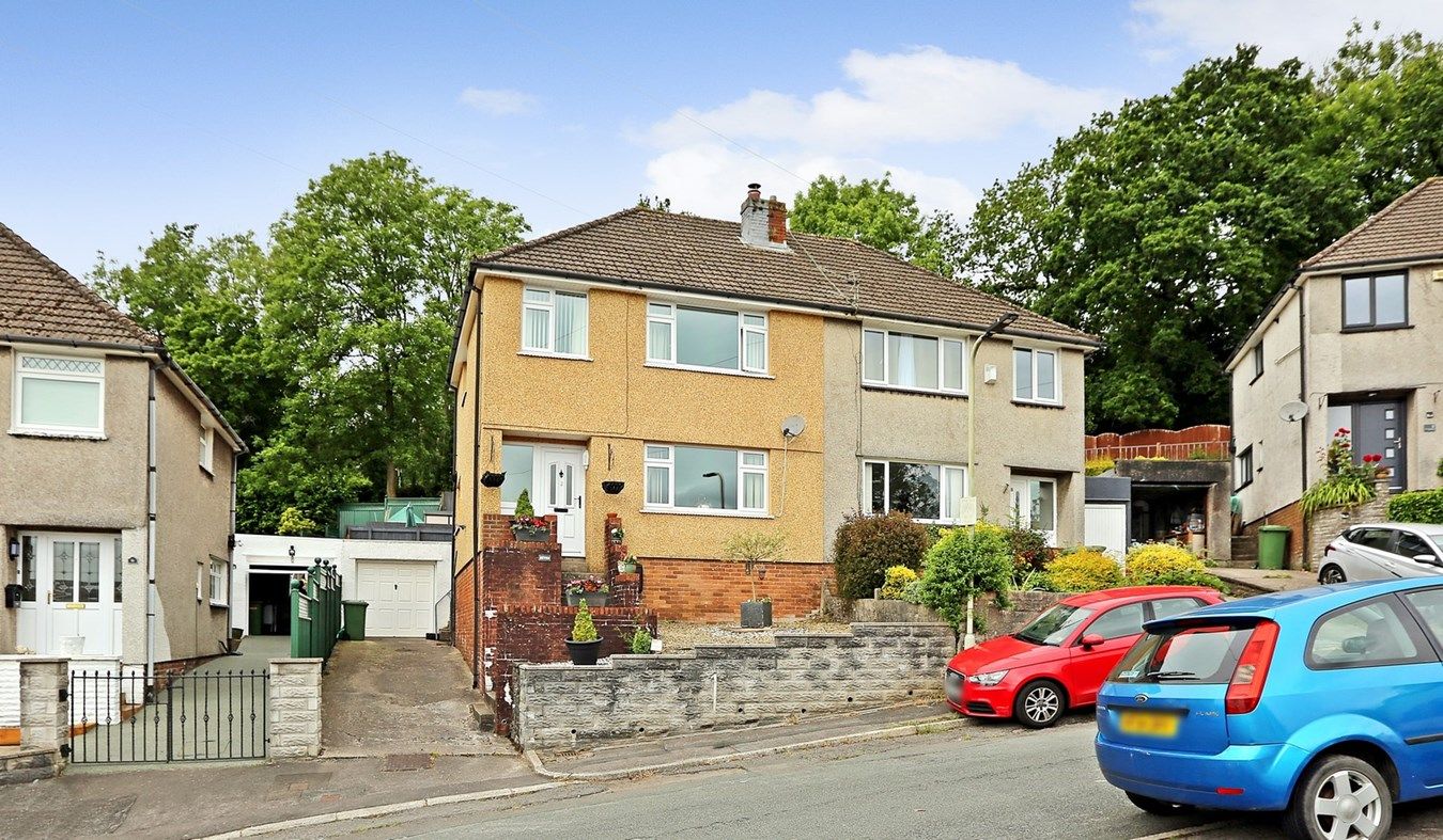 3 bed semidetached house for sale in Hill Drive, Llantwit Fardre