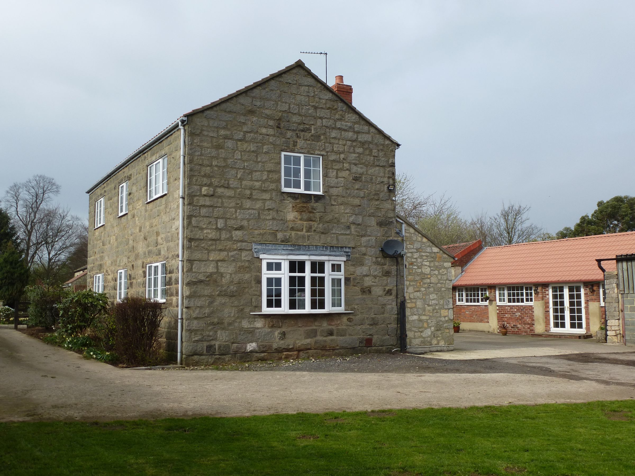 3 bed cottage to rent in Leeds Road, Toulston, Tadcaster LS24 Zoopla