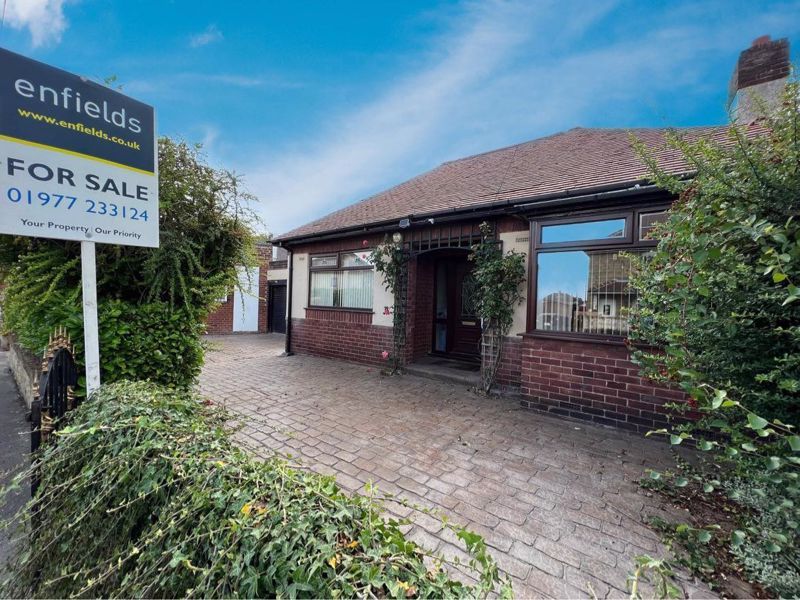 2 bed linkdetached house for sale in Poplar Grove, Pontefract WF8 Zoopla