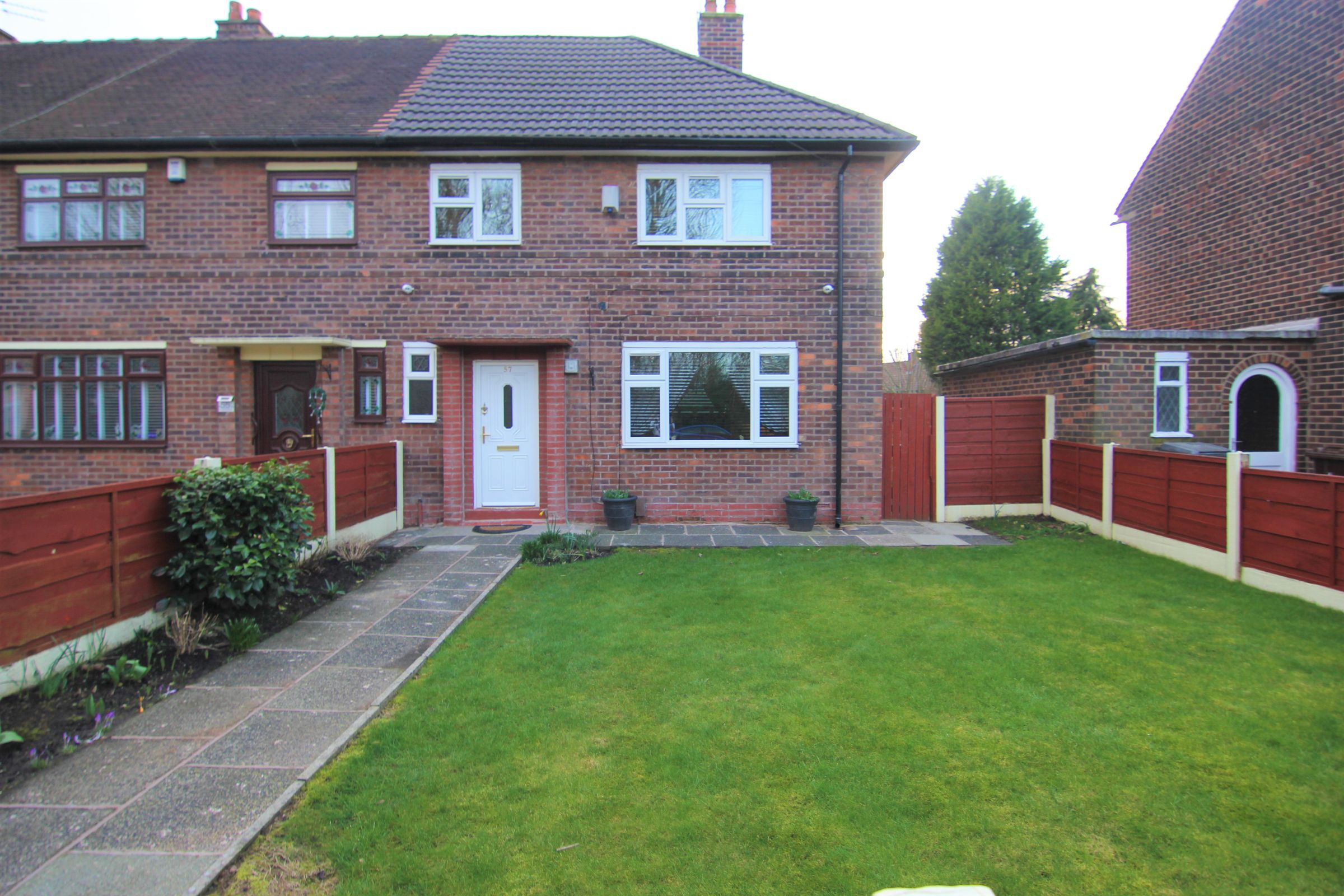 3 bed semidetached house for sale in Hampshire Road, Droylsden