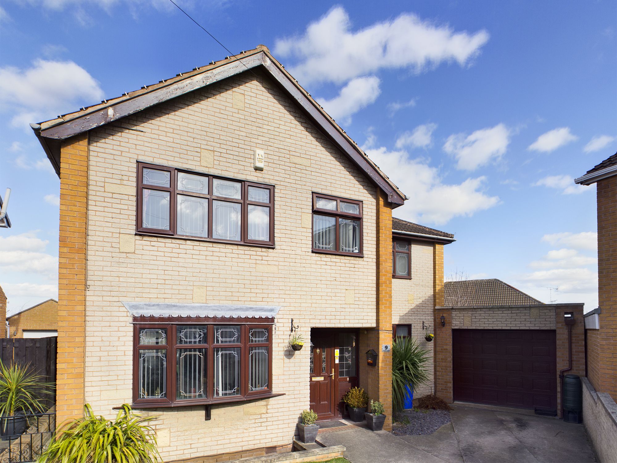 5 bed detached house for sale in David Close, Woodhouse, Sheffield S13 Zoopla