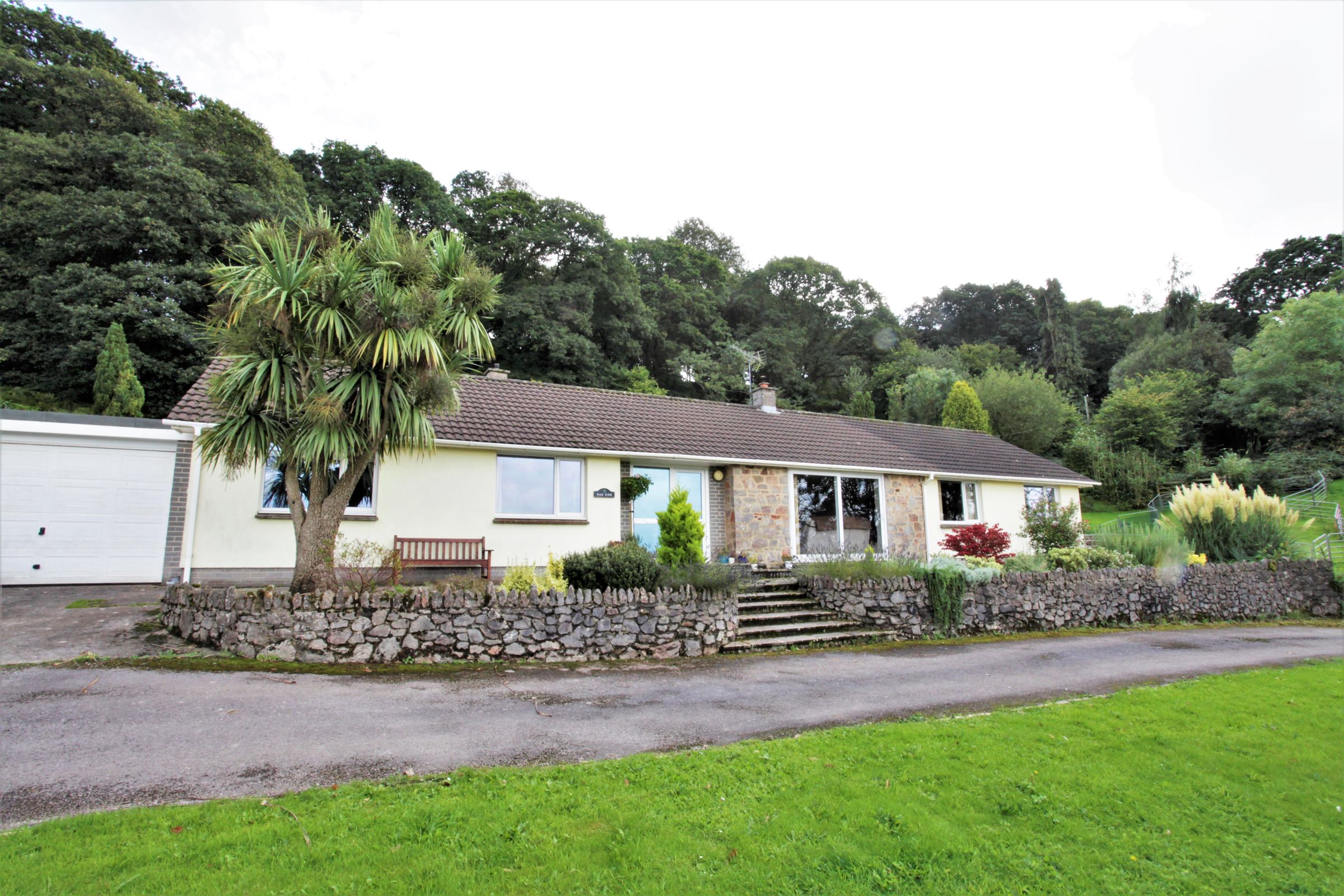 4 bed detached bungalow to rent in Wildwoods Lane, Marldon, Paignton
