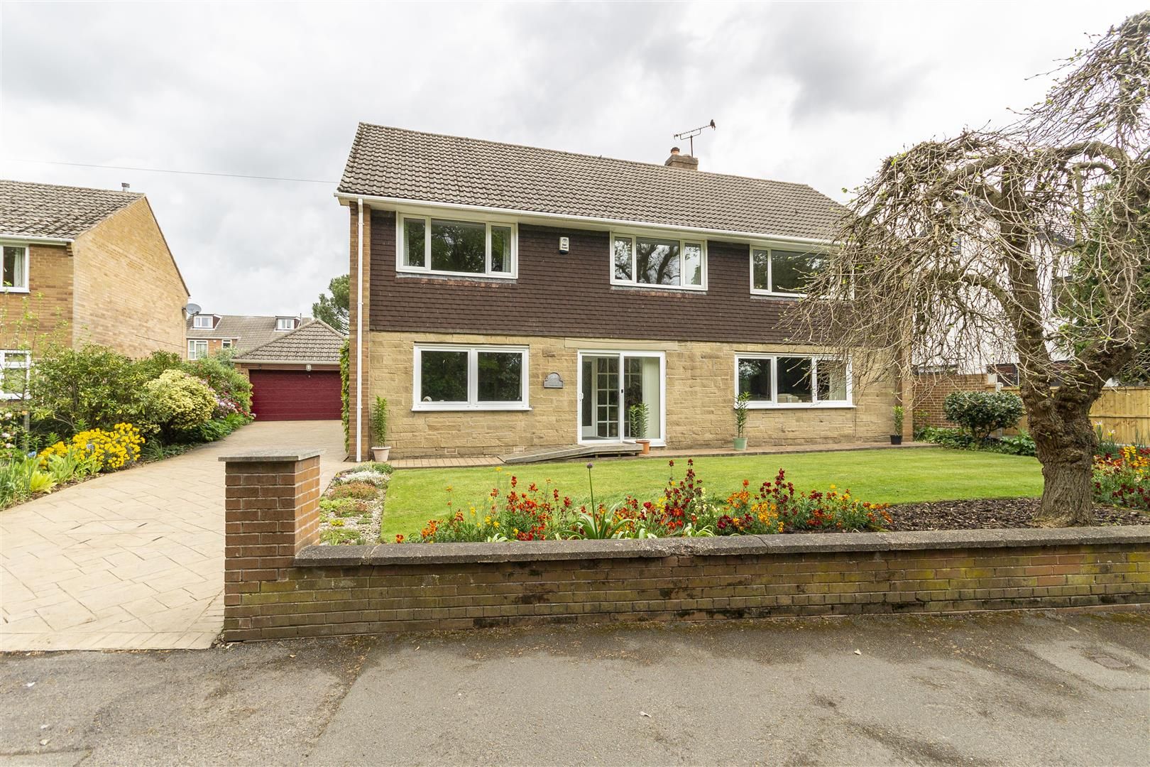 5 bed detached house for sale in Swathwick Lane, Wingerworth