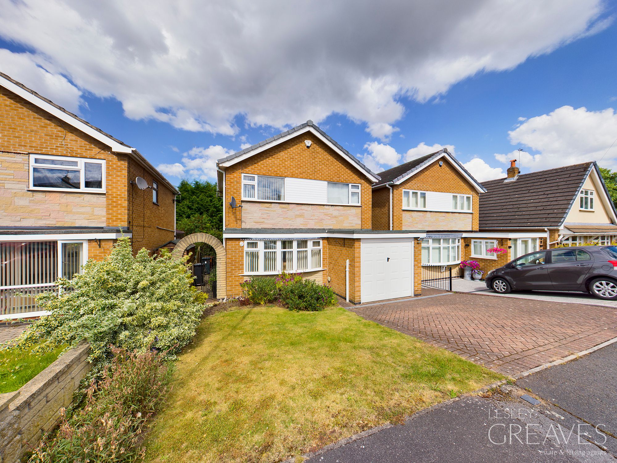 3 bed detached house for sale in Wykes Avenue, Gedling, Nottingham NG4