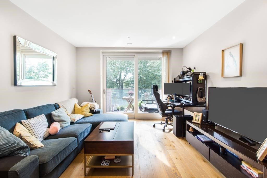 Waterfront Apartments, 82 Amberley Road, Maida Hill, London W9  