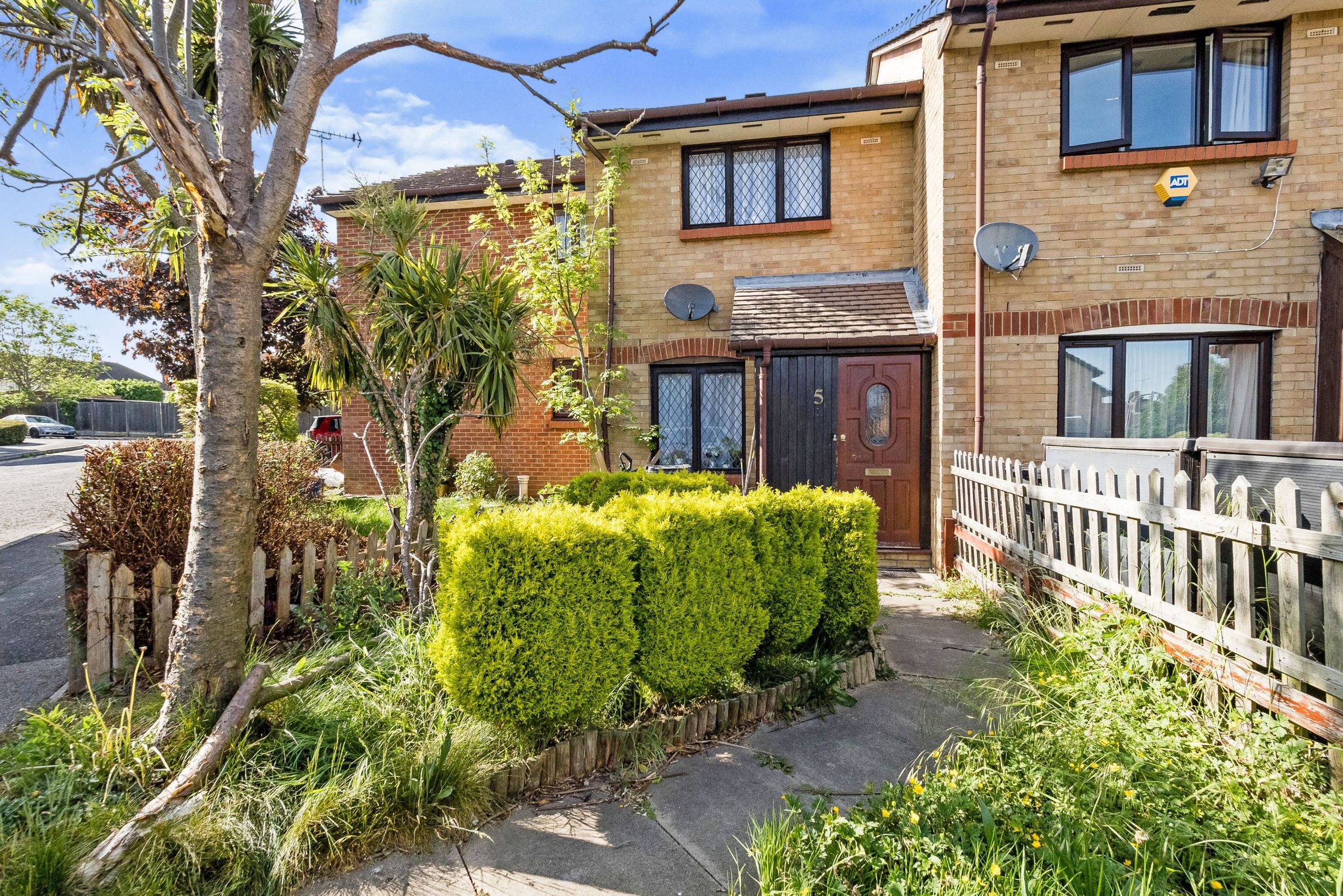 2 bed terraced house for sale in Bernards Close, Ilford IG6 Zoopla