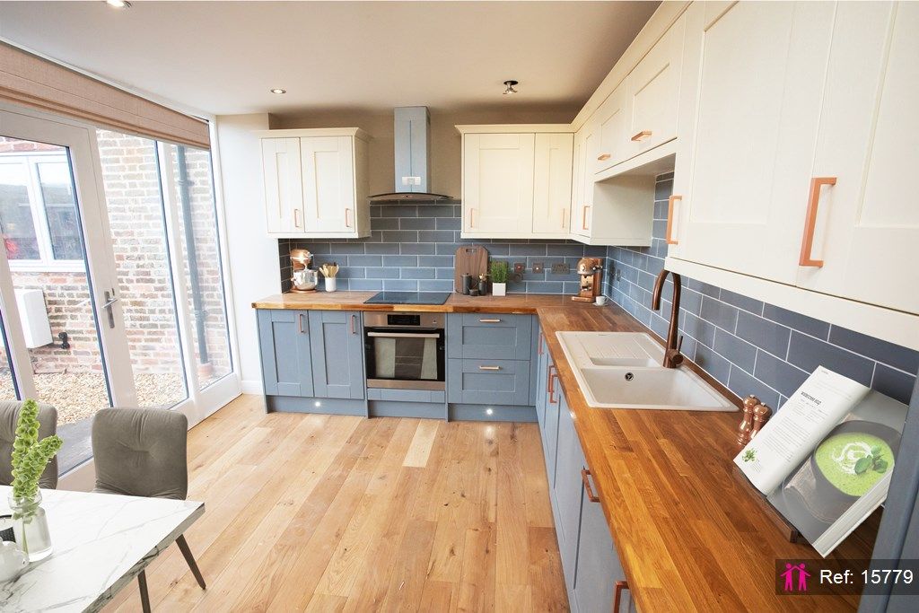 2 Victoria Barns, Brinsford Lane, Slade Heath WV10  