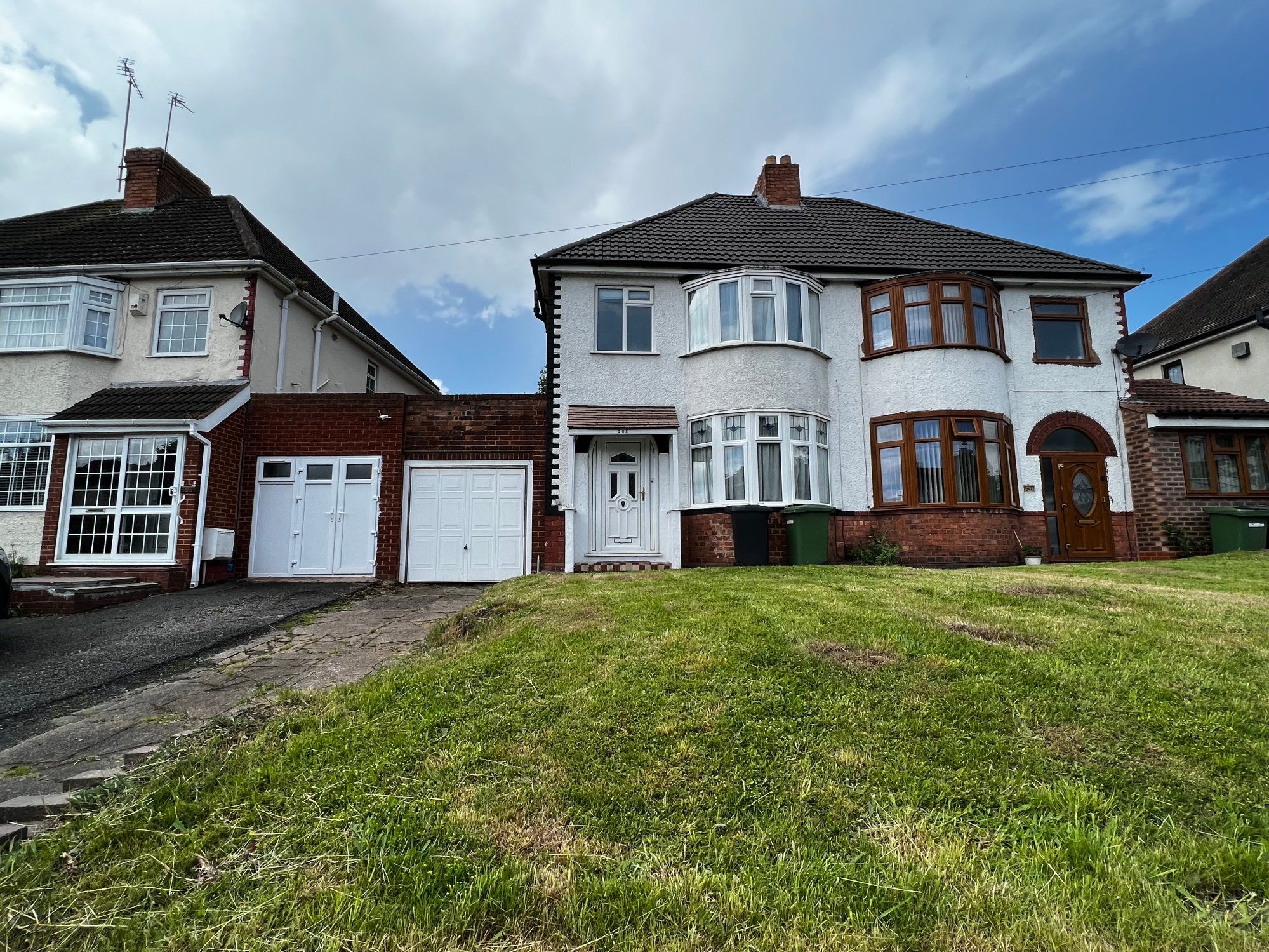 3 bed semidetached house for sale in Cannock Road, Fallings Park