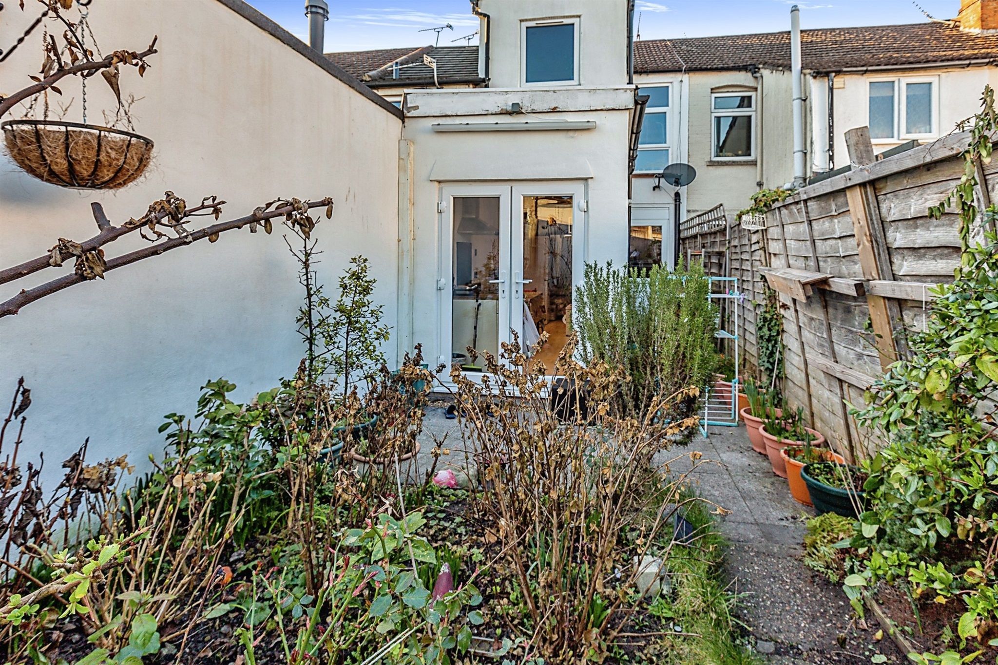 3 bed terraced house for sale in Albert Street, Aylesbury HP20 Zoopla