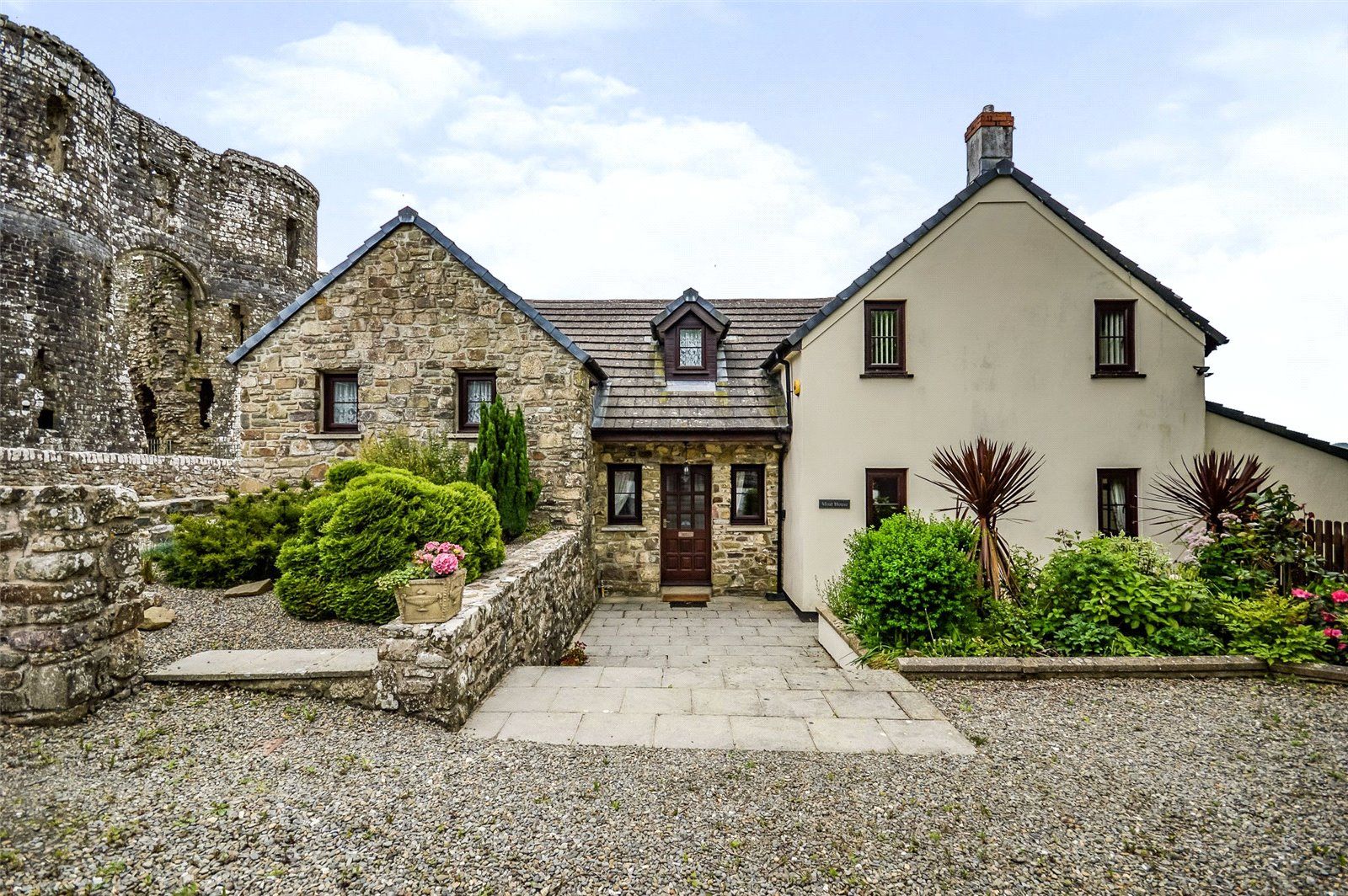 3 bed detached house for sale in Llawhaden, Narberth, Pembrokeshire
