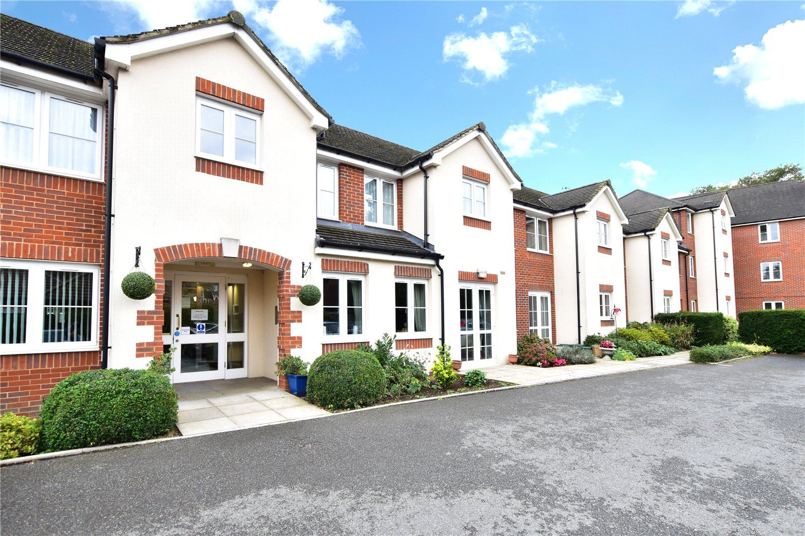 Pheasants Court, Holtsmere Close, Watford, Hertfordshire WD25